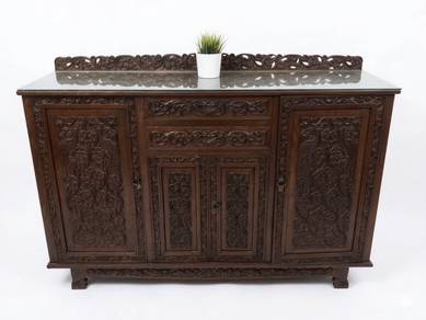 antique kayu Chengal kabinet