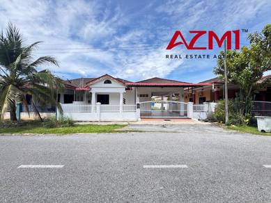 Semi-Detached House For Sale in Miri,SWK