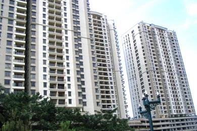 Condominium For Sale in Rivercity Condominium