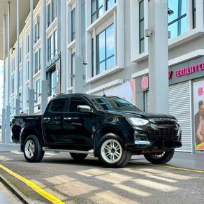 Isuzu D-Max PREMIUM in Kuching, SWK