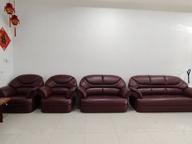 Sofa for sale 