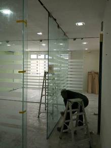 GLASS WALL l dinding kaca l 12mm kalis pecah