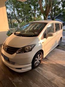 Honda Freed E in Sungai Buloh, SGR