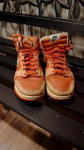 Nike (DH8008-800) Dunk High Orange Sneakers