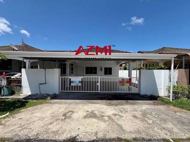 Terraced House For Sale in Miri,SWK