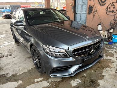 Mercedes Benz C200 200 AVANTGARDE (CKD) in Johor Bahru, JHR