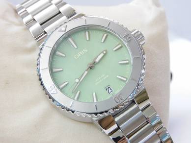 Ladies Oris Aquis Diver Mint MOP Dial. 36.5mm