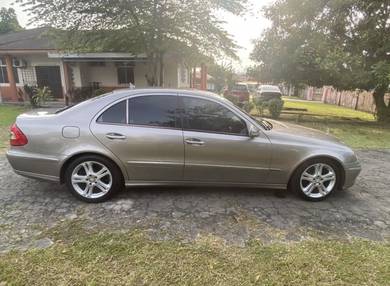Mercedes Benz E200 200 K AVANTGARDE SPORTS (CBU) in Seremban, NSN