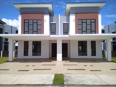 Semi-Detached House For Sale in Semenyih,SGR