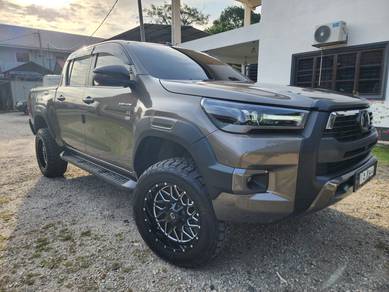 Toyota Hilux ROGUE in Sungai Buloh, SGR