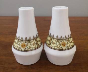 Bekas lada garam noritake salt pepper shakers