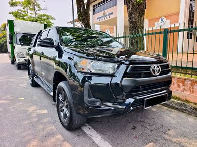 Toyota Hilux E in Kuching, SWK