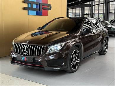 Mercedes Benz GLA250 250 4MATIC (CBU) in Salak Selatan, KUL