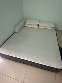 tilam + bantal