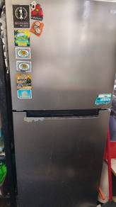 peti ais dua pintu jenama haier 