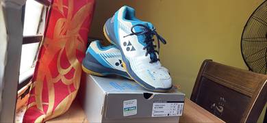 Yonex Power Cushion 65Z Carbon Plate – 8.5UK Size