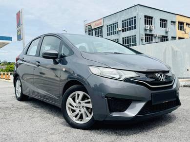 Honda Jazz E in Kajang, SGR