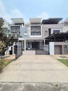 2.5-storey Terraced House For Sale in Alam Impian,SGR