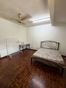 Room in Petaling Jaya, SGR
