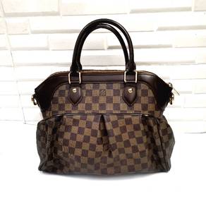 Louis Vuitton Damier Ebene Canvas Trevi PM Bag