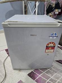 Peti Sejuk Haier