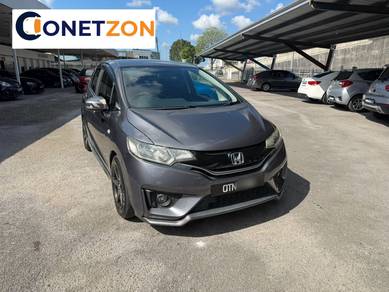 Honda Jazz E in Kuching, SWK