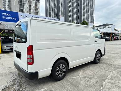 Toyota Hiace in Selayang, SGR