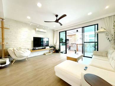 Condominium For Sale in Scotland Villas