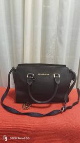 Michael Kor Used Handbag