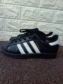 uk4.5 Adidas Superstar 