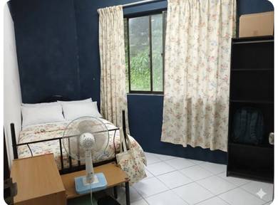 Room in Old Klang Road, KUL