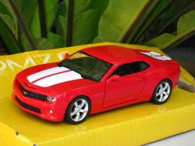 RMZ 5" # 20 Diecast Car Chevrolet Camaro