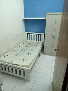 Room in Shah Alam, SGR