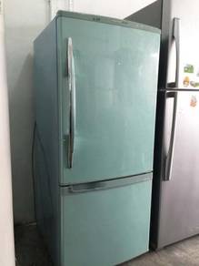 Green National Peti Ais Sejuk Refrigerator Freezer