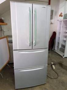 FOR SALE: Panasonic Big fridge Peti Sejuk Ais