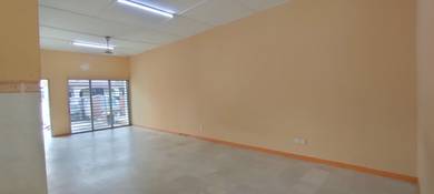 Semi-Detached House For Sale in Sepang,SGR