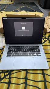 MacBook Air M4 15-inch (2025) – Like New 🔥