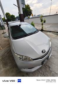 Toyota Wish G in Petaling Jaya, SGR