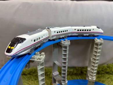 E3 Akita Komachi (magnet) - Plarail
