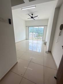 Condominium For Sale in Platinum III @ Teluk Kumbar Heights