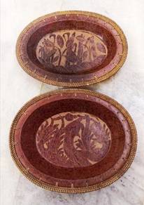 Vintage oval clay plate with wicker edging 2