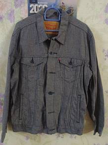 jaket LEVIS