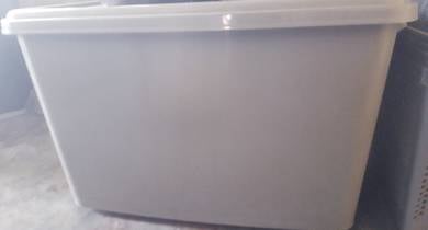 container storage box with wheel