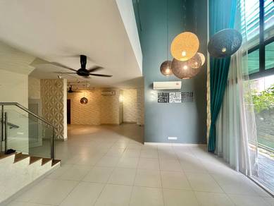 Semi-Detached House For Sale in Damansara Utama,SGR