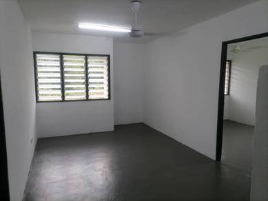 Flat For Sale in Apartment Seri Seroja