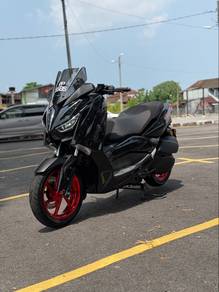 Yamaha XMAX