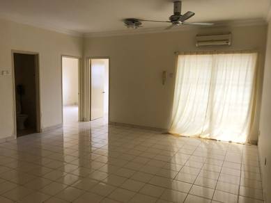 Apartment For Sale in Bayu Puteri Apartment