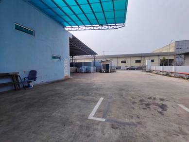 Warehouse / Factory For Rent in Rembia,MLK