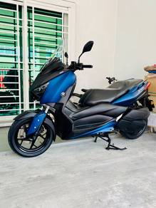Yamaha XMAX