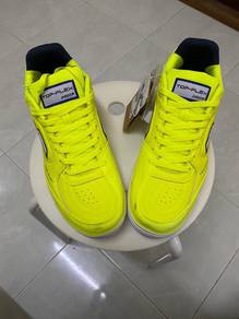 kasut futsal untuk diletgo